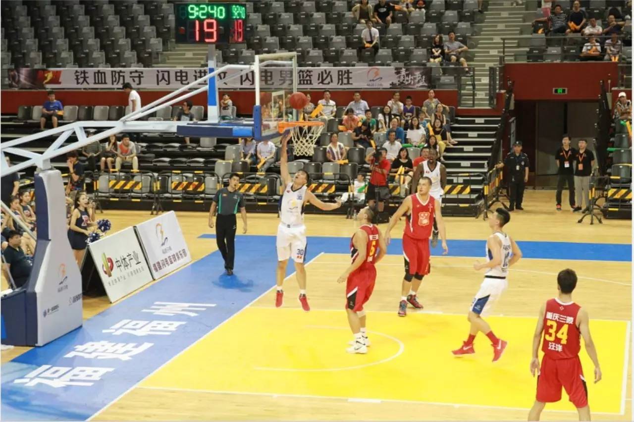 韦世豪：踢联赛就是为了亚冠，希望提升中超球队在亚冠的成绩（韦世豪：联赛是为亚冠做准备，期待中超球队亚冠战绩提升）